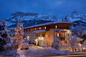 Гостиница Boutique Hotel Dolomit  Бадия